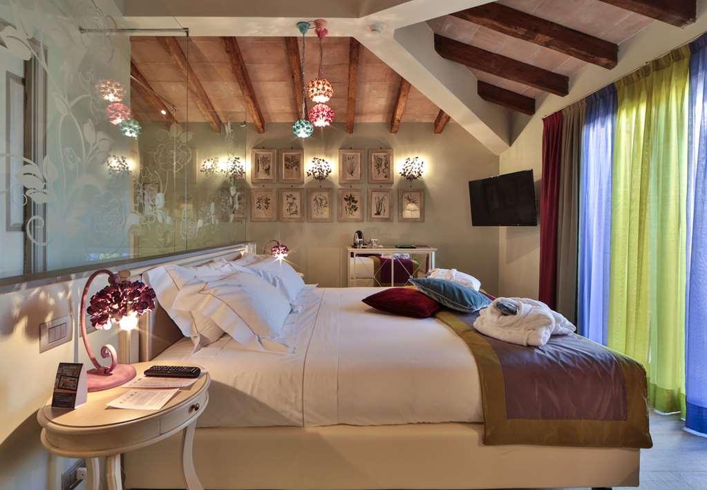 Ville Sull'Arno Флоренция Стая снимка A room at the hotel