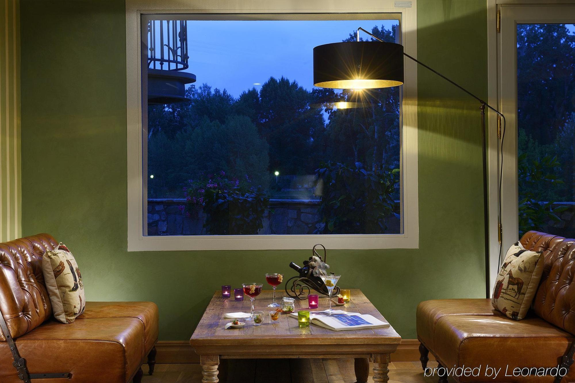 Ville Sull'Arno Флоренция Екстериор снимка A floor lamp