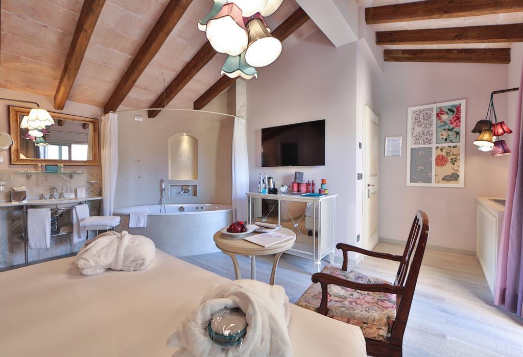 Ville Sull'Arno Флоренция Екстериор снимка Suite
