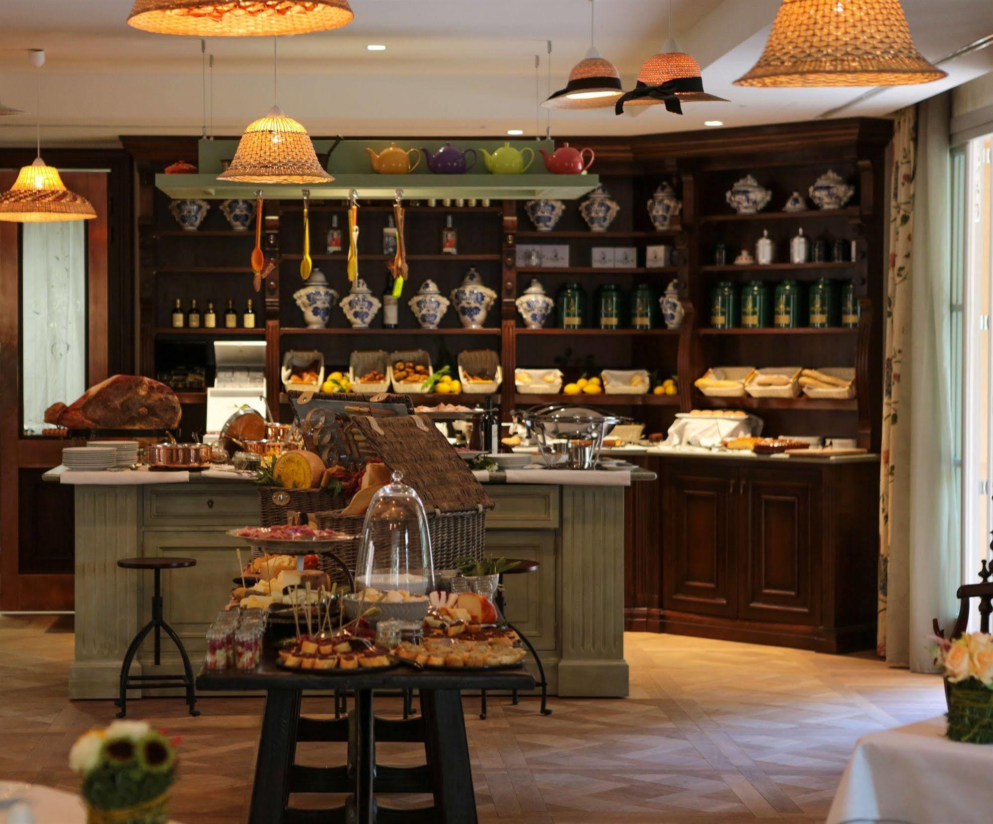 Ville Sull'Arno Флоренция Екстериор снимка The kitchen at the restaurant